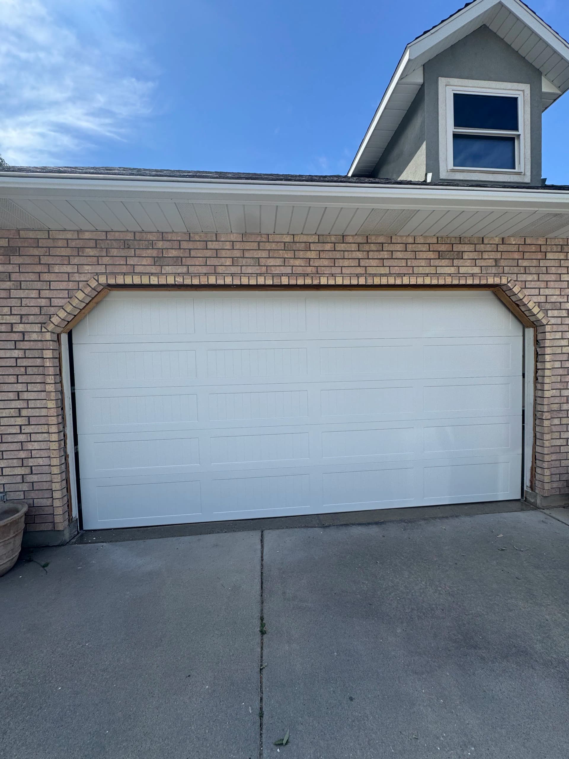 Same-Day Garage Door Replacement Done Right image