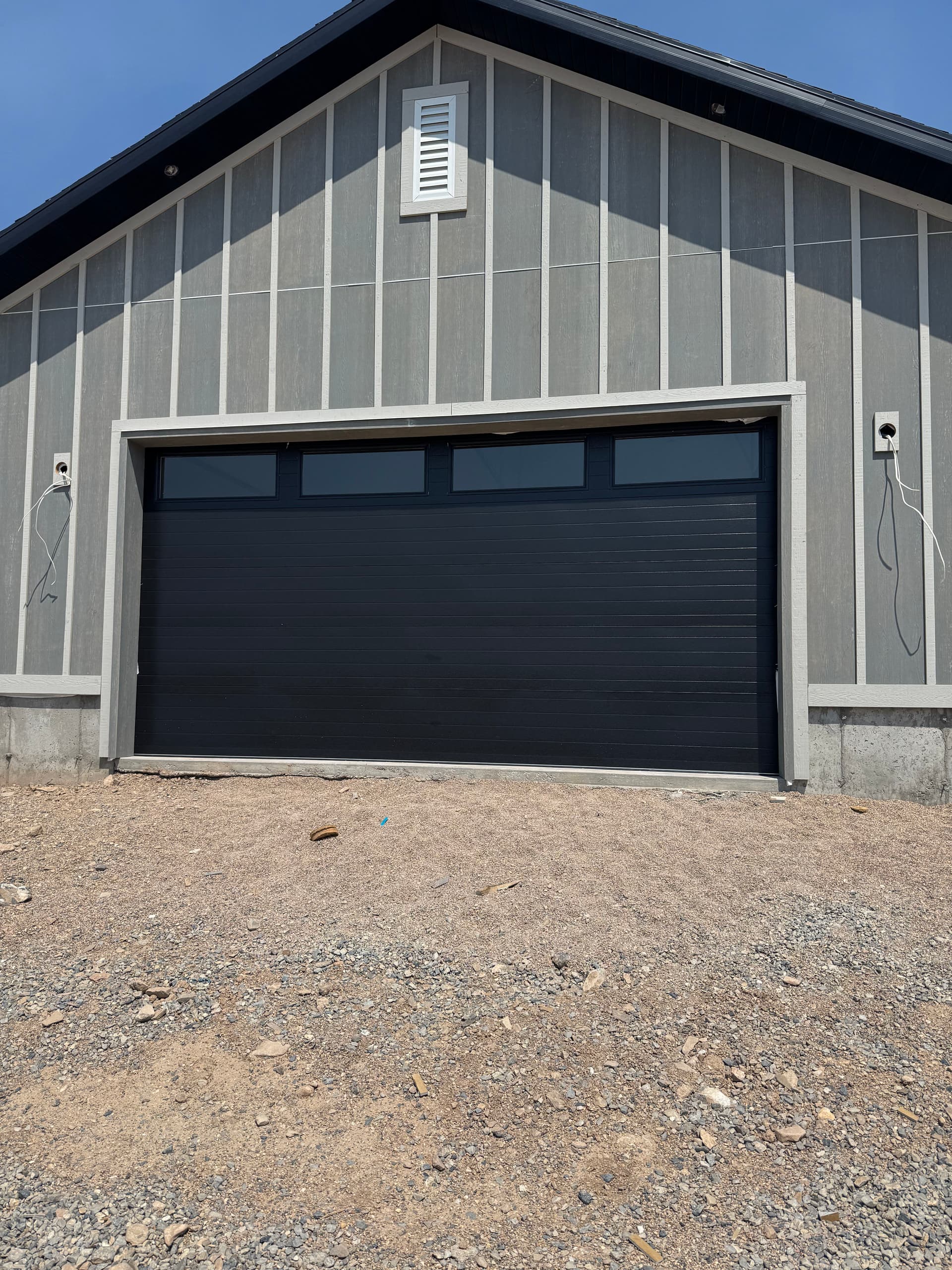 Gallery photos for New Construction Garage Door Install in Nephi for Valley Custom Homes: Image #1